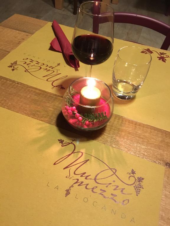 מונטפיאסקונה Agriturismo Mulin Di Mezzo מראה חיצוני תמונה